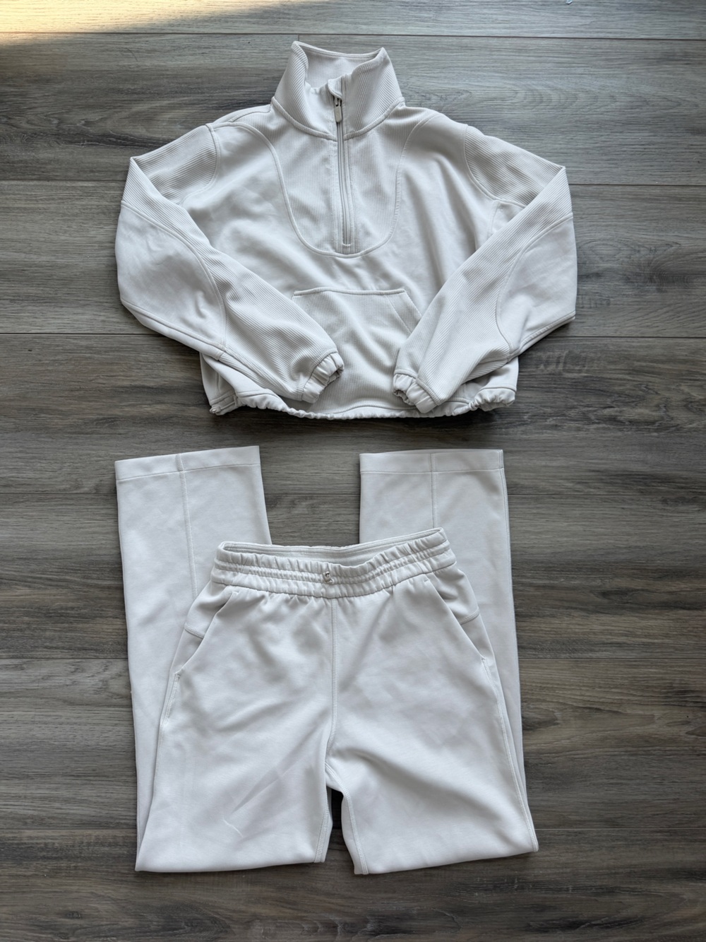lululemon athletica Softstream Off-white Half-Zip Pullover & Joggers Set